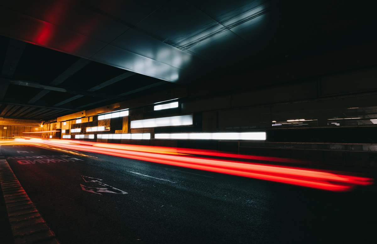 road time lapse photo of road lights